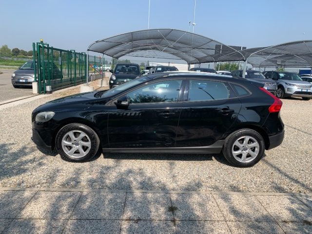 Volvo V40 Cross Country D2 1.6 Kinetic - foto 2 di 4