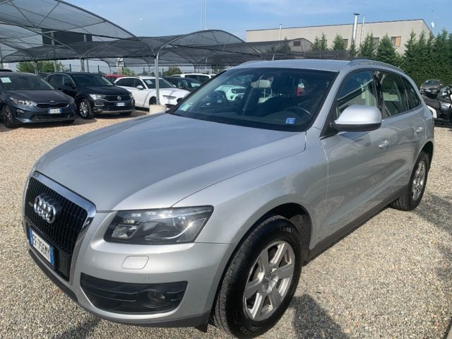 Audi Q5 3.0 V6 TDI quattro S tronic Advanced, del 2011, 206.000 km, in vendita a Zinasco (PV)