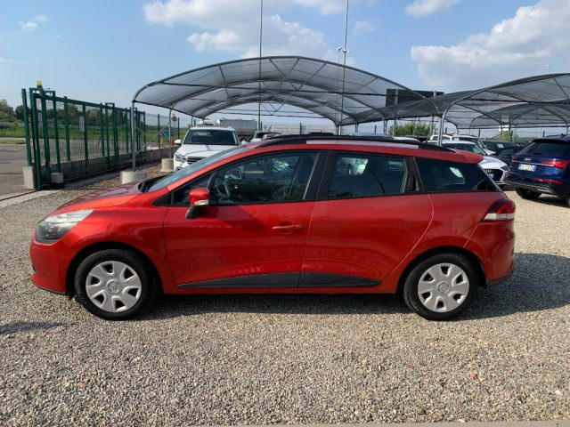 Renault Clio Sporter 1.5 dCi 8V 75CV Live - foto 2 di 4