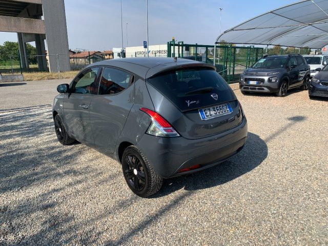 Lancia Ypsilon 1.2 69 CV 5 porte 30th Anniversary - foto 3 di 4