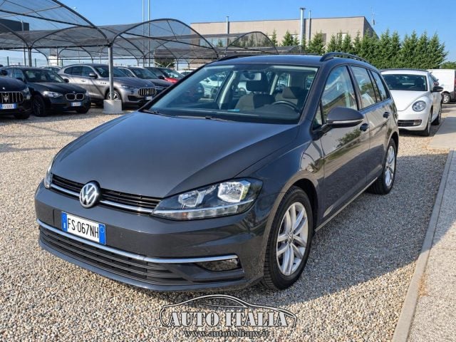 Volkswagen Golf Variant 1.6 TDI 115 CV DSG Executive BlueMotion Tech., del 2018, 175.000 km, in vendita a Zinasco (PV)