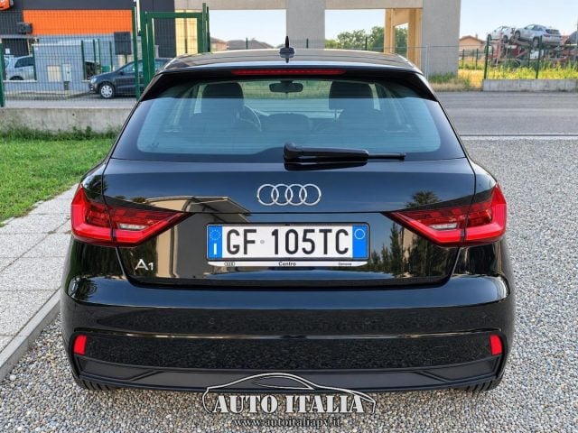 Audi A1 SPB 25 TFSI Identity Black - foto 4 di 4