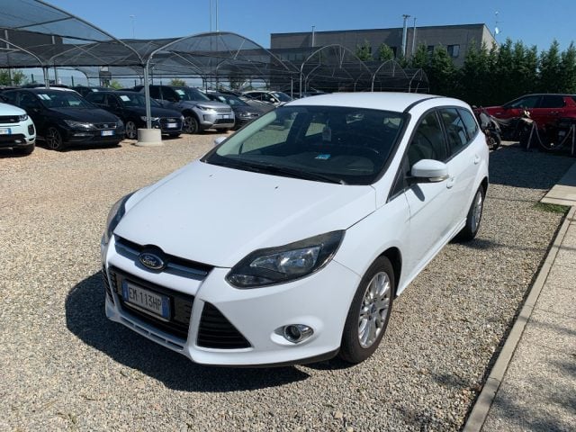 Ford Focus 1.6 TDCi 115 CV SW Titanium, del 2012, 228.000 km, in vendita a Zinasco (PV)
