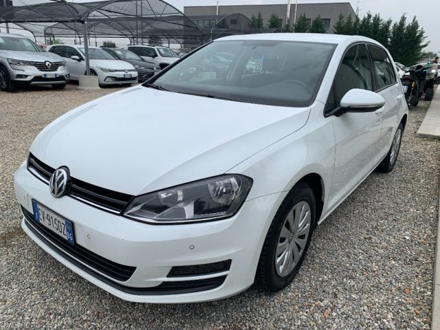 Volkswagen Golf 1.2 TSI 85 CV 5p. Tech&Sound BlueMotion Technology, del 2014, 110.000 km, in vendita a Zinasco (PV)