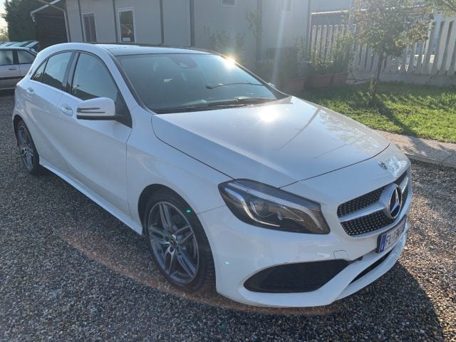 Mercedes-Benz A 180 d Automatic Premium - foto 3 di 4