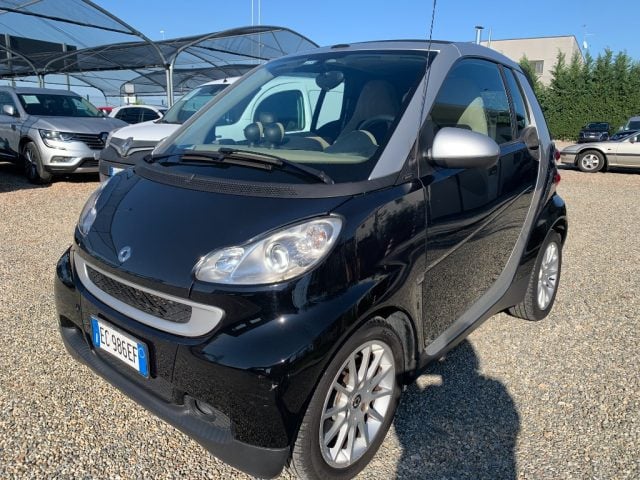 smart forTwo 1000 62 kW cabrio passion, del 2010, 98.000 km, in vendita a Zinasco (PV)