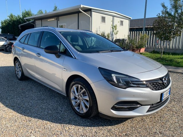 Opel Astra 1.5 CDTI 122 CV S&S Sports Tourer Ultimate - foto 3 di 4
