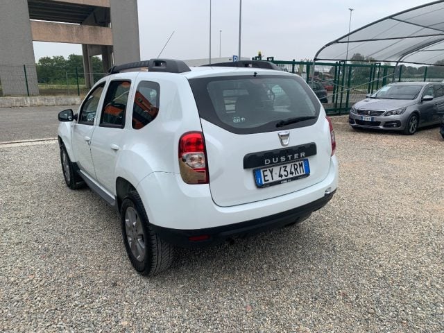 Dacia Duster 1.6 110CV 4x2 GPL Lauréate - foto 3 di 4
