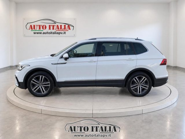 Volkswagen Tiguan Allspace 2.0 TDI SCR DSG Life - foto 2 di 4