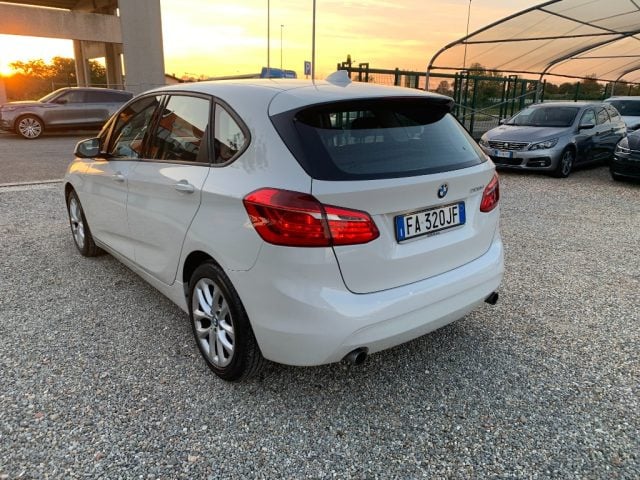 BMW 218 d Active Tourer Advantage - foto 3 di 4