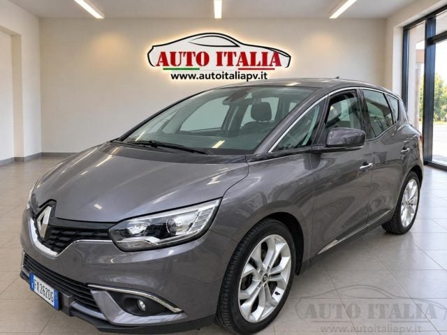 Renault Scenic Scénic TCe 140 CV Sport Edition2, del 2019, 132.000 km, in vendita a Zinasco (PV)