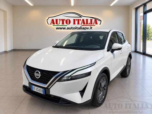 Nissan Qashqai 1.3 MHEV 140 CV Acenta, del 2021, 105.000 km, in vendita a Zinasco (PV)