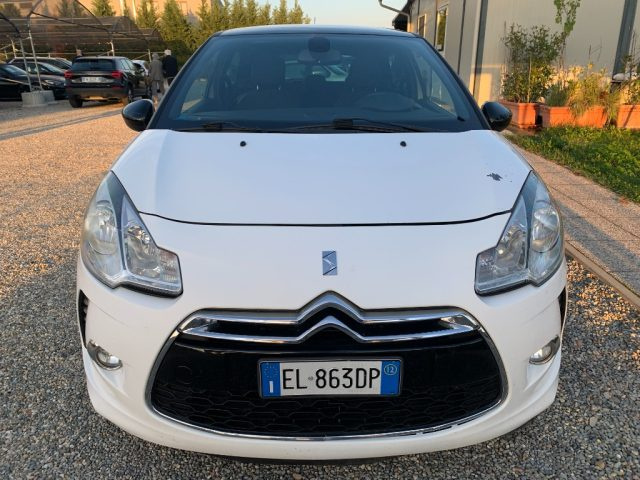 DS Automobiles DS 3 1.6 e-HDi 110 airdream Ultra Prestige - foto 2 di 4