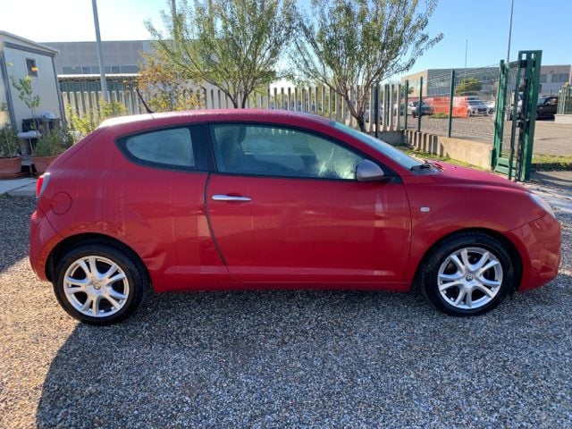 Alfa Romeo MiTo 1.3 JTDm-2 95 CV S&S Distinctive - foto 4 di 4