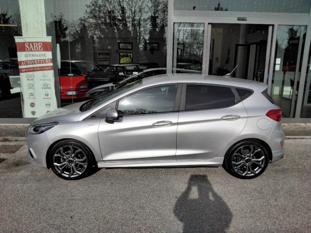 Ford Fiesta 1.0 Ecoboost Hybrid 125 CV 5 porte ST-Line, del 2021, 108.613 km, in vendita a Bagnaria Arsa (UD)