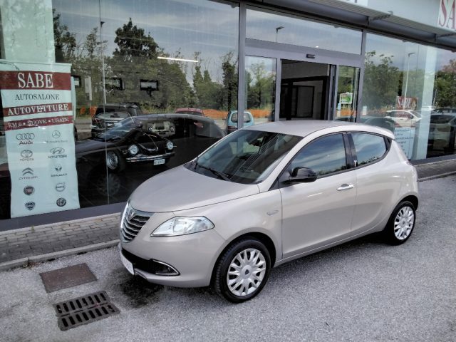 Lancia Ypsilon 1.2 69 CV 5 porte Platinum usato a BAGNARIA ARSA