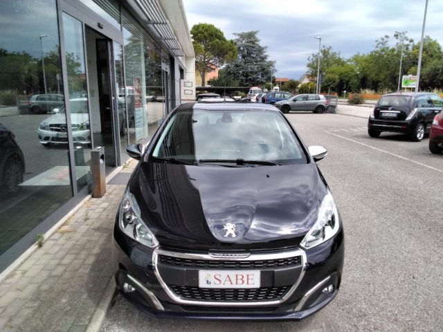 Peugeot 208 1� serie PureTech 82 Stop&Start 5 porte Allure - foto 3 di 4