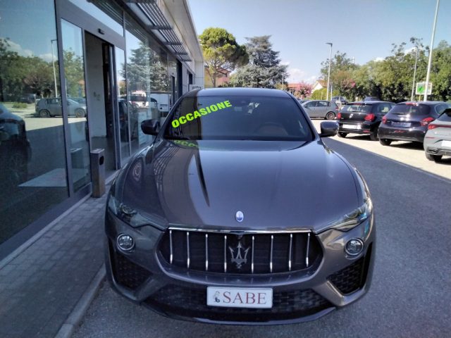 Maserati Levante V6 AWD Gransport - foto 3 di 4