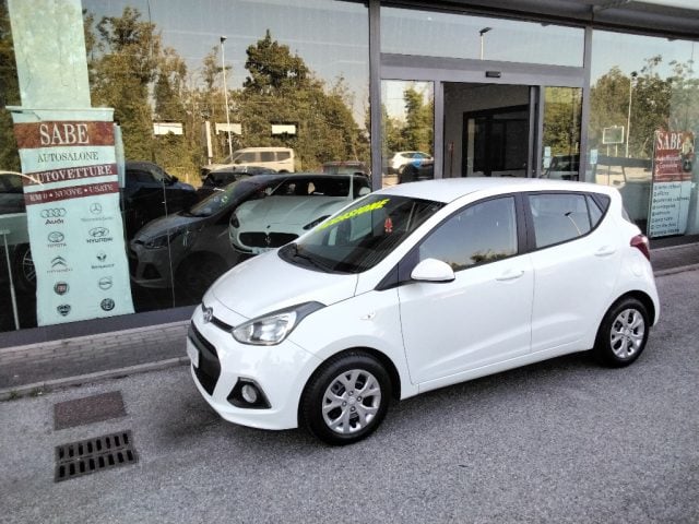 Hyundai i10 1.0 MPI Login usato a BAGNARIA ARSA