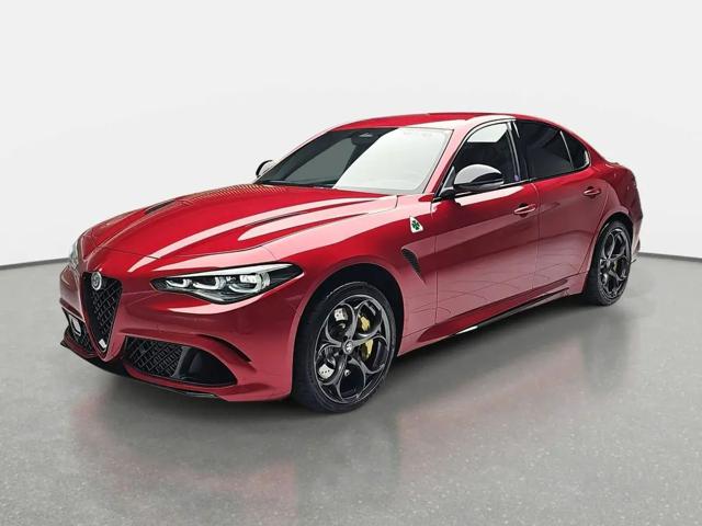 Alfa Romeo Giulia 2.9 V6 Bi-Turbo AT8 Quadrifoglio Oro - foto 3 di 4
