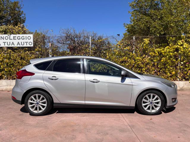 Ford Focus 1.5 TDCi 120 CV Start&Stop Powershift Titanium - foto 4 di 15
