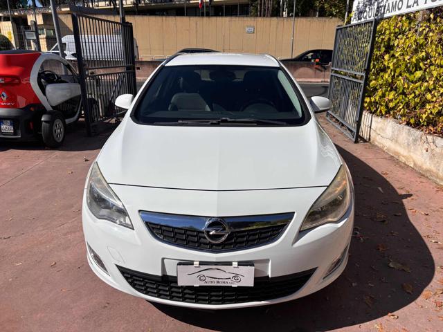 Opel Astra 1.4 Turbo 140CV Sports Tourer GPL Tech Cosmo - foto 2 di 4