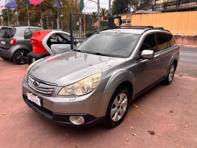 Subaru OUTBACK 2.5i Bi-Fuel Trend - foto 2 di 4