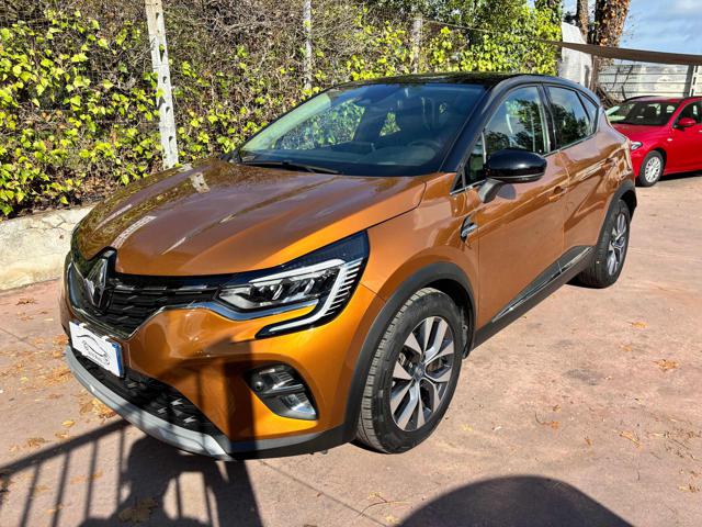 Renault Captur Plug-in Hybrid E-Tech 160 CV Initiale Paris - foto 2 di 4
