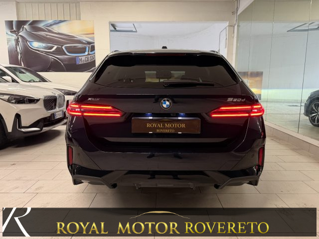 BMW 520 d 48V xDrive Touring Msport Pro AZIENDALE IVA ESP!, del 2024, 30.573 km, in vendita a Rovereto (TN)