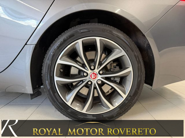 Jaguar XF 2.0 D 180 CV AWD aut. Prestige Busin/MOTORE NUOVO! - foto 4 di 4