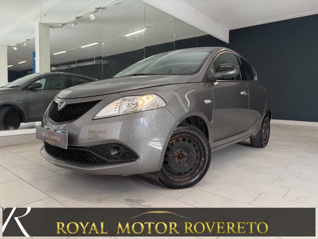 Lancia Ypsilon 1.2 69 CV 5 porte Gold! UNICO PROPRIETARIO!, del 2018, 65.117 km, in vendita a Rovereto (TN)