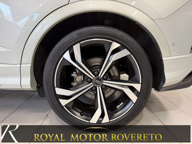 Audi Q3 SPB 45 TFSI Quattro/S tronic 230 cv Look RSQ3 !! - foto 4 di 4