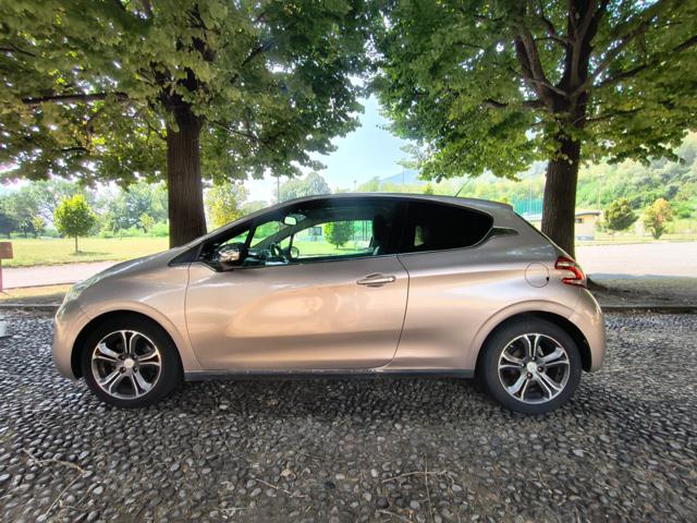 Peugeot 208 1.4 HDi 68 CV 3 PORTE - foto 4 di 4