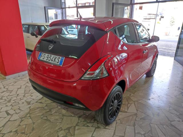 Lancia Ypsilon 0.9 TwinAir 5 porte Metano Ecochic Elefantino Blu - foto 4 di 4
