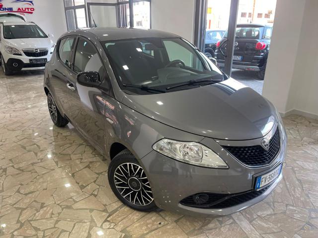 Lancia Ypsilon 1.2 69 CV 5 porte GPL Ecochic Gold usato a AVERSA