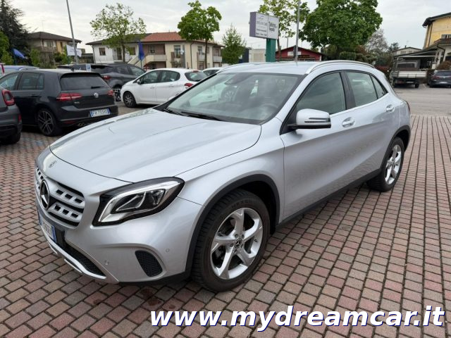 Mercedes-Benz GLA 200 d Automatic Sport - foto 4 di 4