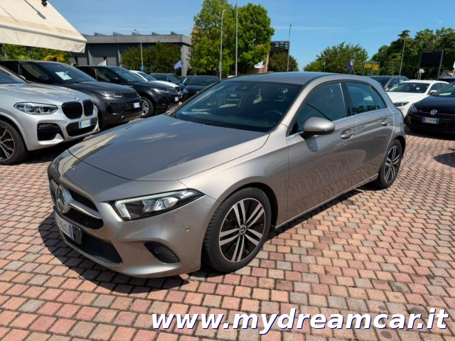 Mercedes-Benz A 180 d Automatic Premium 116cv - foto 3 di 4