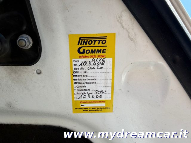 Audi Q2 30 TDI Admired - foto 2 di 4
