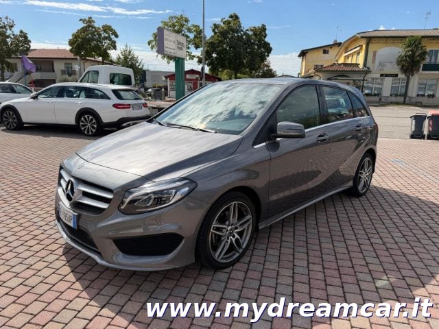 Mercedes-Benz B 180 d Premium - foto 2 di 4