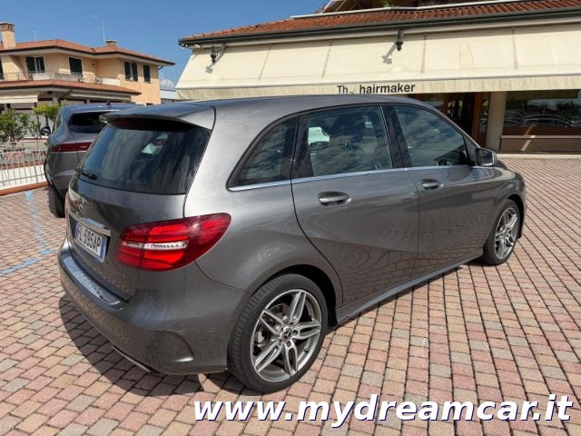 Mercedes-Benz B 180 d Premium - foto 4 di 4