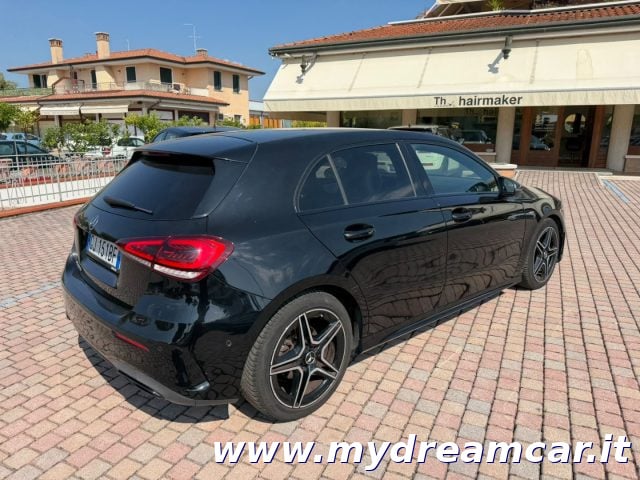 Mercedes-Benz A 180 d Automatic Premium Night Edition LUCI AMBIENTE - foto 4 di 4