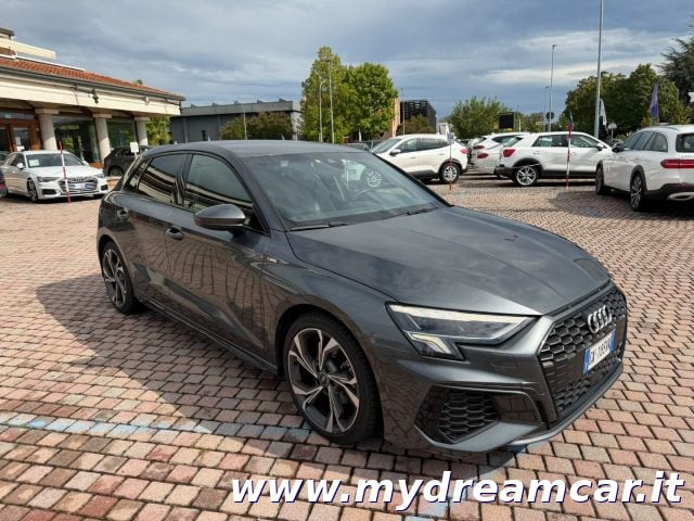 Audi A3 SPB 30 TDI S line edition - foto 3 di 4