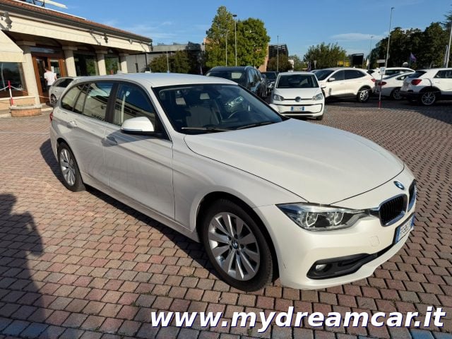 BMW 320 d Touring Business XDRIVE - foto 3 di 4
