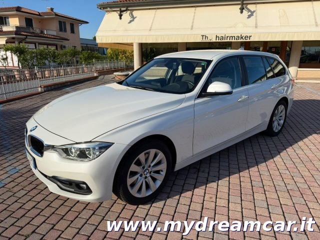 BMW 320 d Touring Business XDRIVE - foto 2 di 4