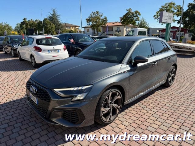 Audi A3 SPB 35 TDI S tronic S line edition - foto 2 di 4