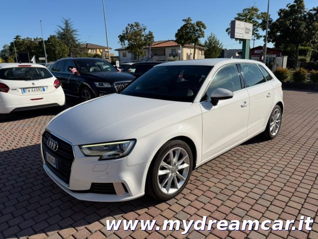 Audi A3 1.6 TDI 116 CV S tronic Sport - foto 2 di 4