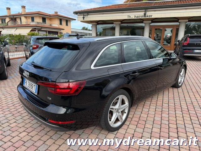 Audi A4 Avant 2.0 TDI 150 CV S tronic S line - foto 4 di 4