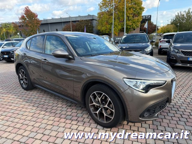 Alfa Romeo Stelvio 2.2 Turbodiesel 180 CV AT8 RWD Super - foto 3 di 4