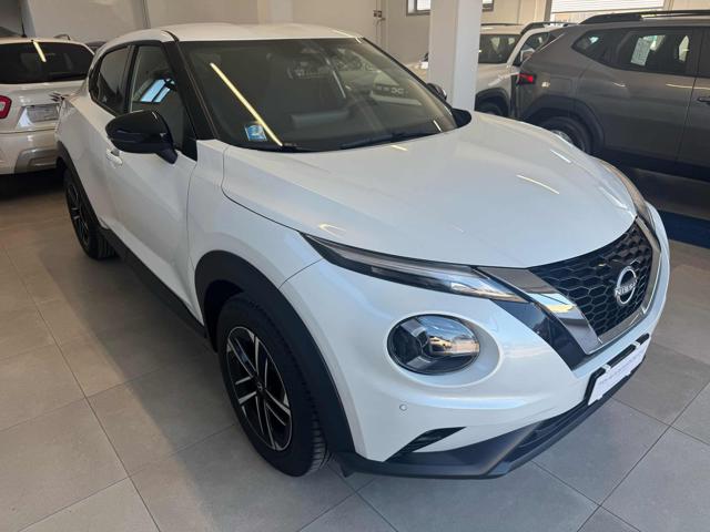 Nissan Juke 1.0 DIG-T 114 CV N-Connecta - foto 2 di 16