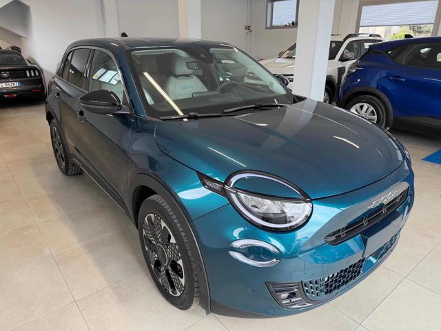 Fiat 600 Hybrid 100 CV DCT MHEV La Prima - foto 3 di 4